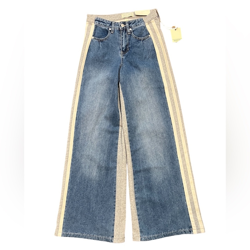 Austin Landing: Athletic Denim Wide Leg Jeans with Gray Accents